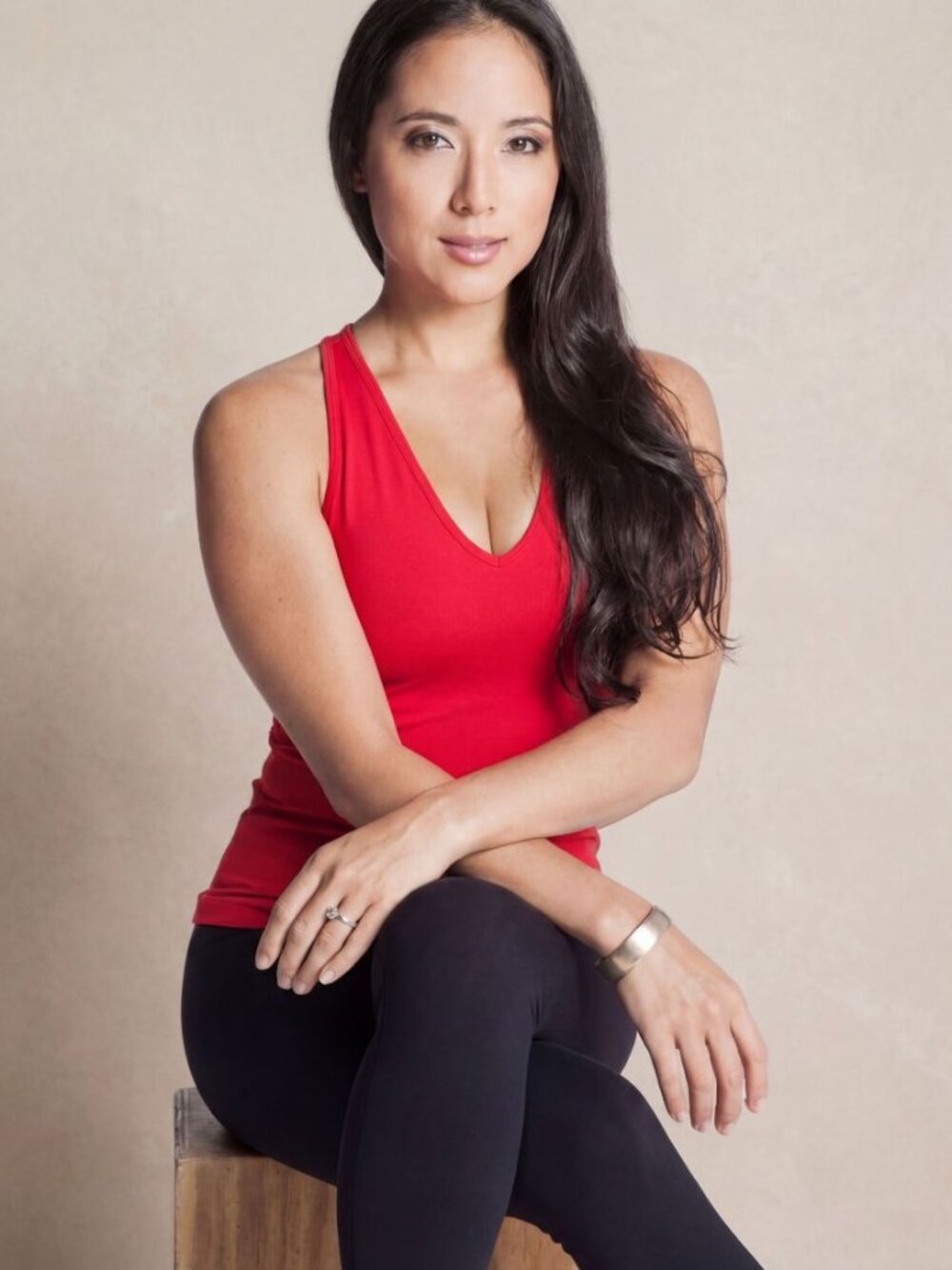 Grace Deep V Neck: Rouge - Picture 5 of 5
